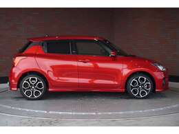 仕入担当が毎日オークション会場をチェック！　★当店の厳しい仕入基準★をクリアしたお勧めの一台をお客様のお手元にお届けします。