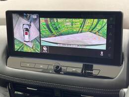 【アラウンドビューモニター】専用のカメラにより、上から見下ろしたような視点で360度クルマの周囲を確認することができます☆死角部分も確認しやすく、狭い場所での切り返しや駐車もスムーズに行えます。