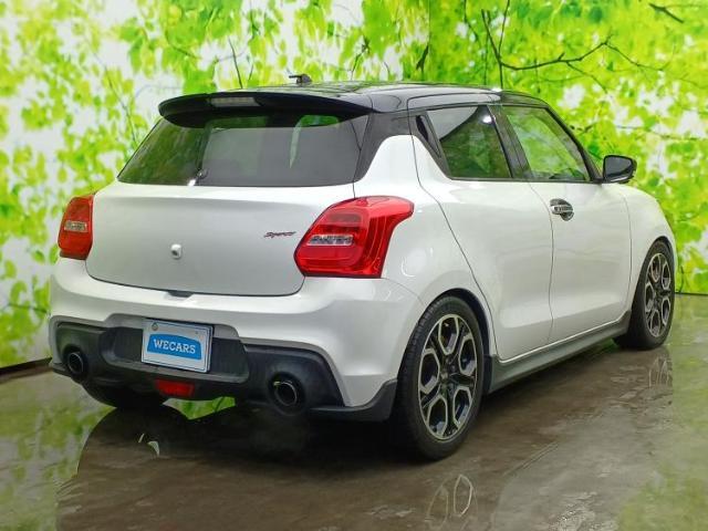 全国に店舗を展開しているのでどこでもお取り寄せが可能です！この車が気になるけど遠方だから・・・と諦める必要はありません！※別途陸送費が必要です。