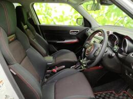 「この車の写真をもっと見たい」「状態が気になる」「この装備はついている？」どんな小さな疑問でもお気軽にお問い合わせください！