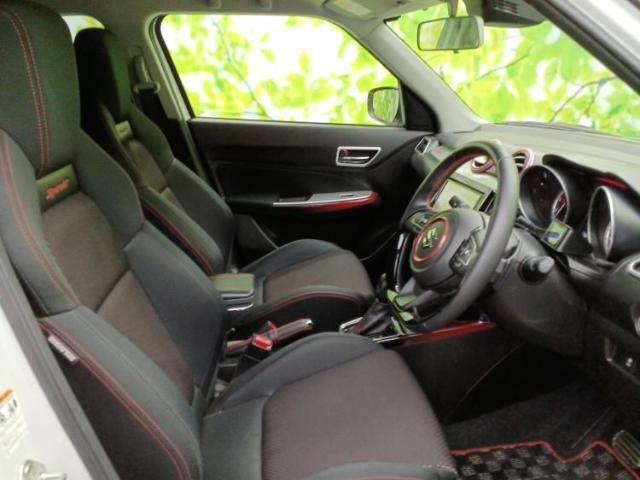 「この車の写真をもっと見たい」「状態が気になる」「この装備はついている？」どんな小さな疑問でもお気軽にお問い合わせください！