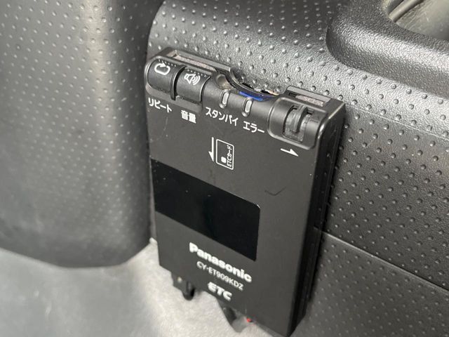 【ETC】高速道路の料金所をストレスなく通過！話題のスポットやサービスエリアに多い「スマートIC」利用時は必須のアイテムです。当店でセットアップを実施、ご納車当日からすぐにご利用いただけます！
