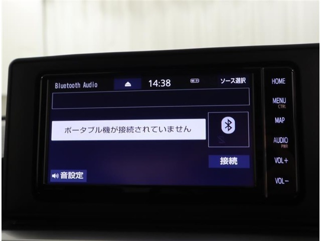 スマートフォンの音楽を車内で流せたら素敵だと思いませんか？bluetoothオーディオが装備されており、無線で音楽を飛ばすことができますのでノリノリでドライブ楽しめますね！