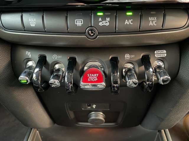 ローンは頭金0円から、支払い回数は120回払いまでOK。事前審査可能ですのでスタッフまでご相談下さい　※審査の結果、ご期待に添えない場合もございます。