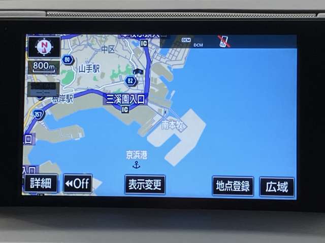 レクサスCPO横浜戸塚では、屋内展示6台を含め常時20台前後の上質なCPO・U-Carを展示しております。