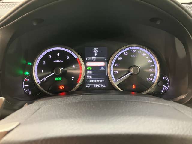 レクサス車に精通したスタッフがそろっておりますので、お客様の愛車を安心してお任せ下さい！