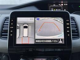 【　アラウンドビューモニター　】クルマを上空から見下ろしているかのように、直感的に周囲の状況を把握できるアラウンドビューモニター☆狭い場所での駐車でも周囲が映像で確認できます！