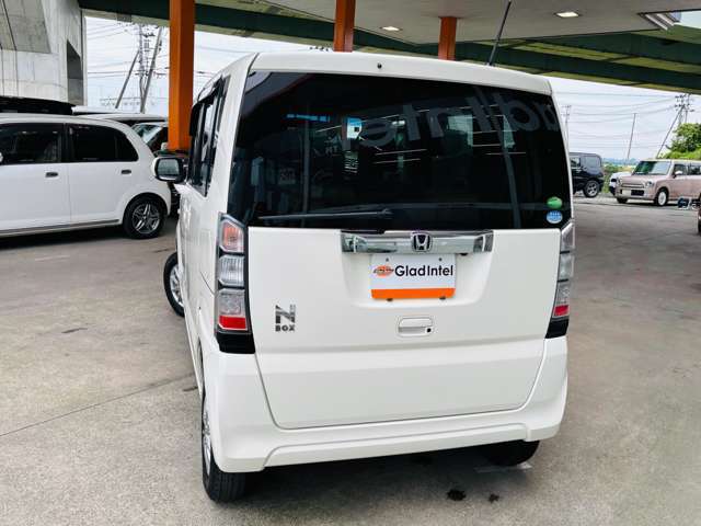 車両コンディションは良好です◎中古車レベルの小キズ等は多少御座いますが、全体的にとても綺麗です！光沢のあるボディを、是非一度お確かめ下さい！気になる箇所があれば、お安くお直し致しますよ♪