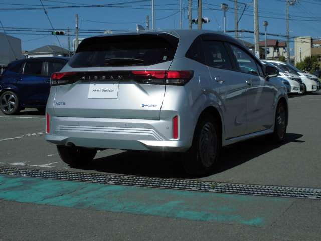 新車各店舗で下取りさせて頂いた良質なおクルマや、当社の試乗車だったおクルマなどを多数ご用意☆