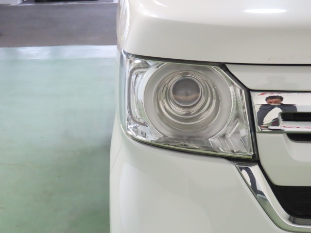 LEDヘッドライトで夜間や雨天時のドライブを明るくサポート！省電力、耐久性にも優れています。