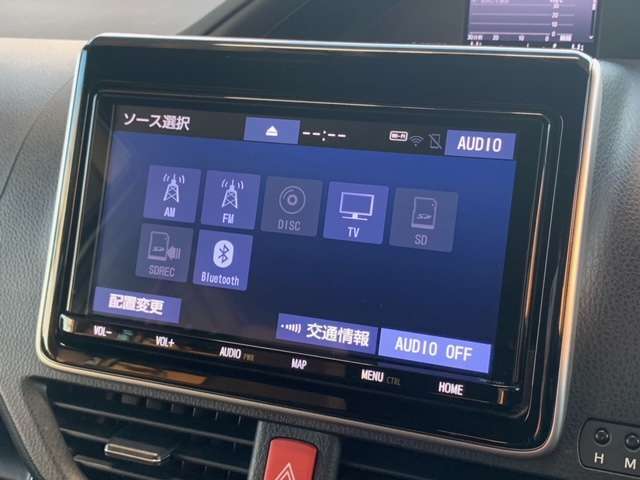 ★Bluetooth接続、フルセグTVなどオーディオ機能も充実しています★