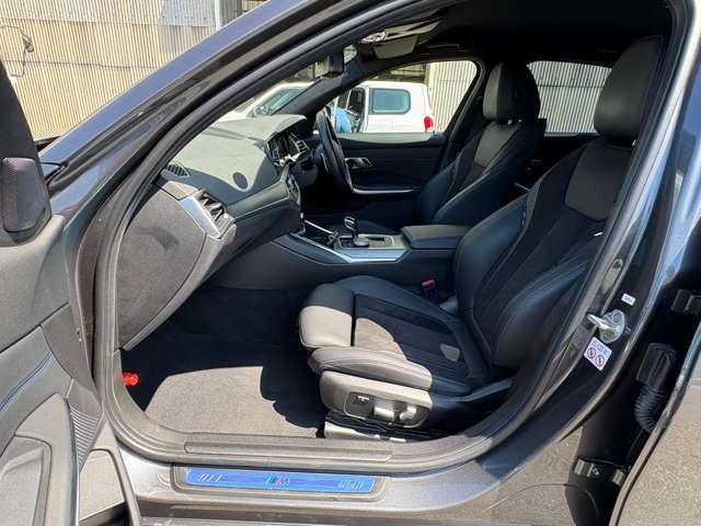 シートの使用感はございますがきれいな状態を保っております。ご納車前のクリーニングも行います！