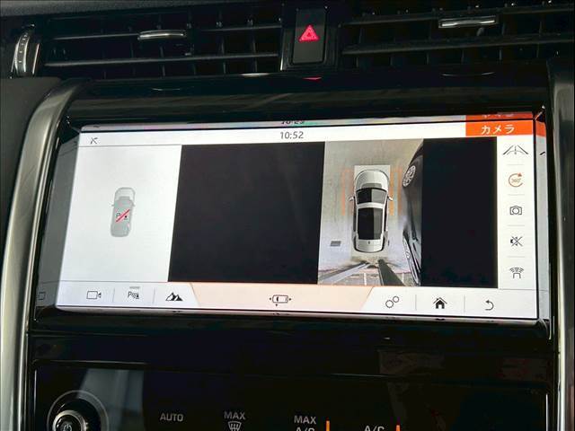 「アラウンドビューモニター」を装備で駐車が苦手な方でも安心です。