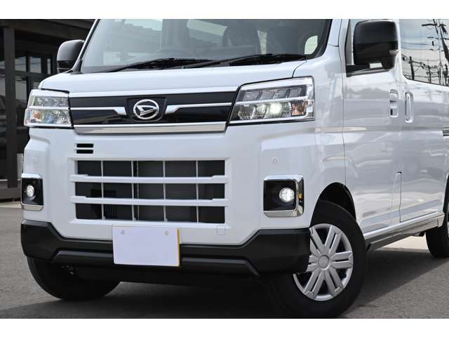 【末永いお付き合い】当社は『売って終わり』ではございません。販売はお客様とのお付き合いのスタートだと考えます。販売後も、定期メンテナンス・車検・追加カスタム・各種OP取り付け等、何でもご相談下さい。