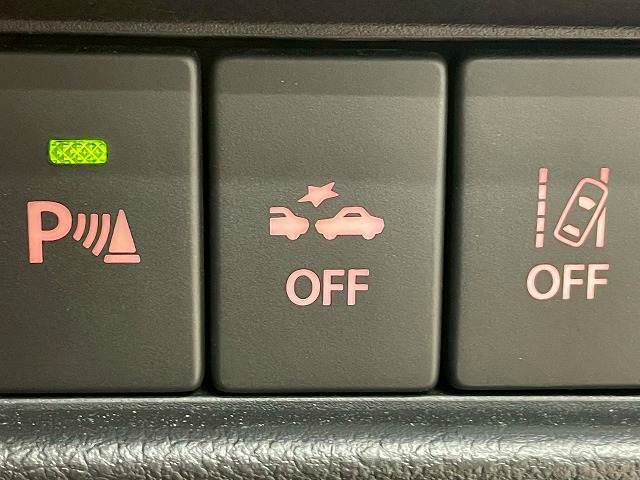 【衝突軽減ブレーキ】万が一のときにレーダーやセンサーなどが前方障害物や車両などを検知し、衝突の可能性がある際に緊急ブレーキをかける機能です。