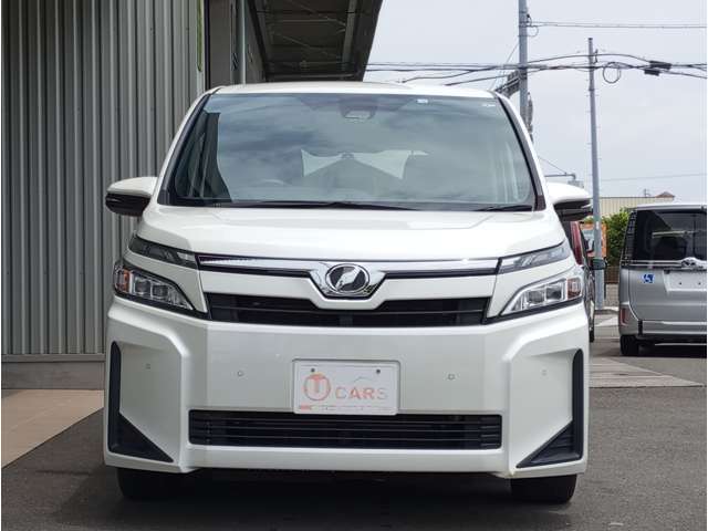 当店の在庫車両をご覧いただきありがとうございます。お車の状態をより知って頂くために、できるだけ多くの画像をご用意いたしました。お時間の許す限り、最後までお付き合いください。