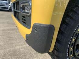 純正バンパーガーニッシュにラプター塗装