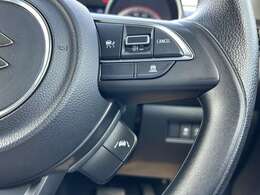 アダプティブクルーズコントロール☆アクセルペダルから足を離しても設定した車速で走行できます♪先行車が現れた時は、車速に応じて設定した車間距離を保ち追従できます★