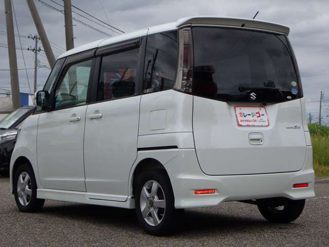 ★自社分割払い可能★お車によって異なる頭金が設定されており、頭金をお支払い頂ければ残りを分割でお支払いして頂くシステムです。金利・手数料はかかりません（分割手数料は自社負担）。お気軽にお問合せ下さい