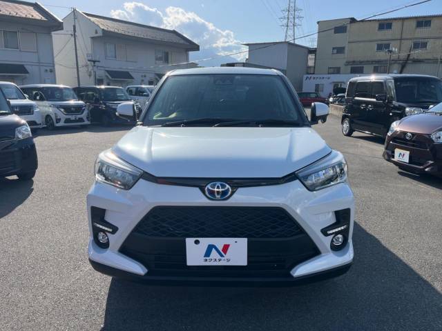 弊社では、全車『修復歴なし』のお車のみ取り扱っております。専任バイヤーによる厳選した仕入れの後、入庫後の車両チェックを行い、ネクステージが認定した高品質な中古車をご提供しております。