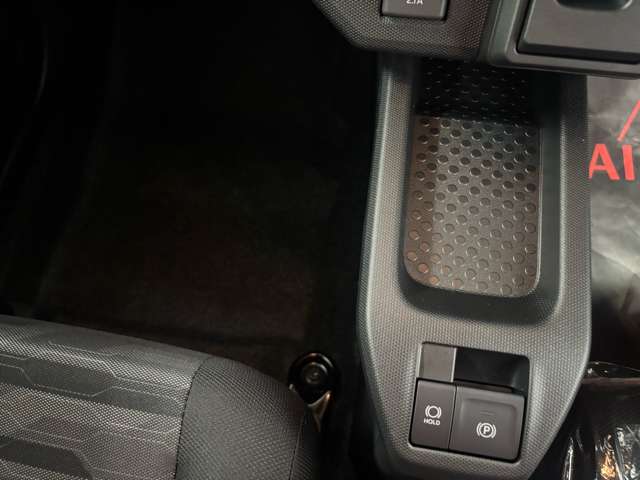 株式会社オートコミュニケーションズ　成田店の車両を拝見頂きありがとうございます。ご不明な点やなどご要望がございましたら、お気軽にメールもしくは、TEL：043-496-1222にてお問い合わせください。