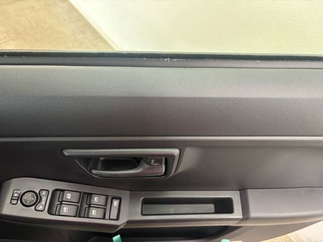 株式会社オートコミュニケーションズ　成田店の車両を拝見頂きありがとうございます。ご不明な点やなどご要望がございましたら、お気軽にメールもしくは、TEL：043-496-1222にてお問い合わせください。