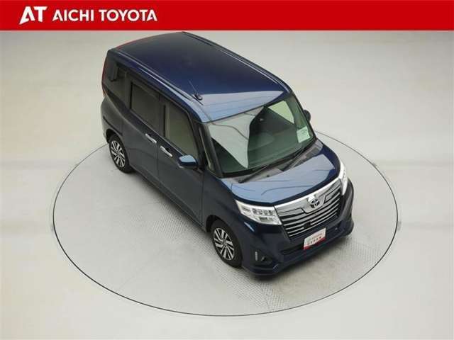 両側パワースライドドア付きだから、狭い駐車スペースなどでの乗り降りラクラク♪小さなお子さまのいるご家庭には嬉しい装備です。