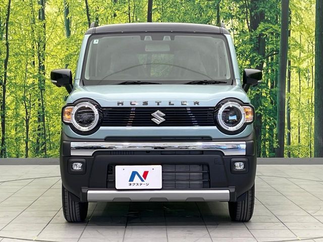 弊社では、全車『修復歴なし』のお車のみ取り扱っております。専任バイヤーによる厳選した仕入れの後、入庫後の車両チェックを行い、ネクステージが認定した高品質な中古車をご提供しております。
