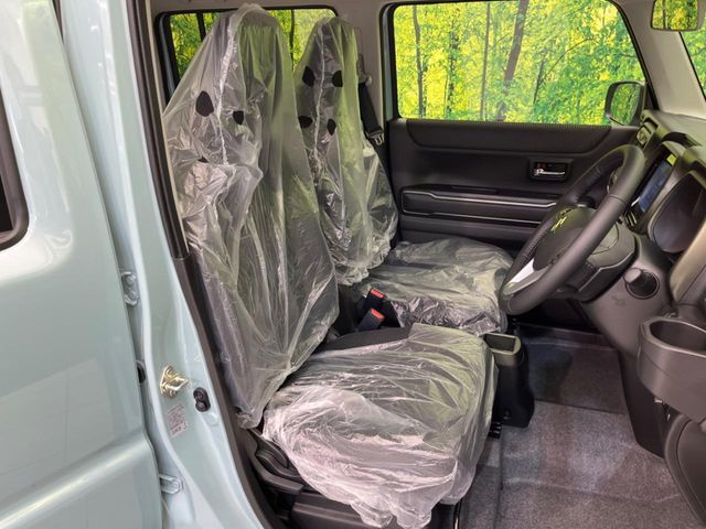 もちろん車内はキレイです♪よりクリーンな状態をキープしたいお客様には『ナノゾーンコート』がおすすめ！新型コロナウイルス対策や、除菌・消臭に効果を発揮し多くの方にご好評いただいております。