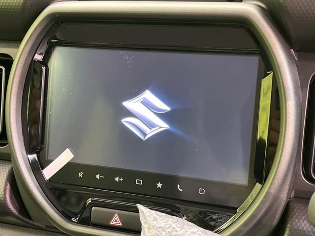 【純正ナビ】人気の純正ナビを装備。オーディオ機能も充実しており、Bluetooth接続すればお持ちのスマホやMP3プレイヤーの音楽を再生可能！毎日の運転がさらに楽しくなります！！