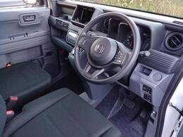 「この車の写真をもっと見たい」「状態が気になる」「この装備はついている？」どんな小さな疑問でもお気軽にお問い合わせください！