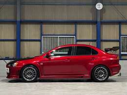 数あるお車の中から、当店の物件をご覧いただきありがとうございます。在庫、見積もり、お問合せは072-764-7703までお電話ください。