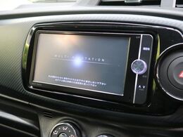 【純正ナビ】人気の純正ナビを装備しております。ナビの使いやすさはもちろん、オーディオ機能も充実！キャンプや旅行はもちろん、通勤や買い物など普段のドライブも楽しくなるはず♪