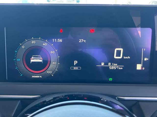 メーター内ディスプレーで各車両設定をオーナーの好みに変更出来ます。