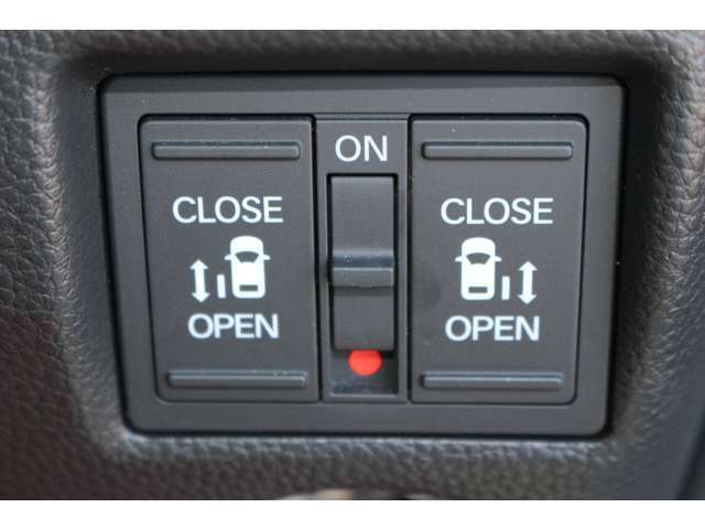 全国対応2年保証付　車検整備付　衝突軽減ブレーキ　ナビTV　バックモニター　両側パワースライドドア　ETC　スマートキー　ハーフレザー　Bluetooth接続　純正アルミホイール　ターボ　コーナーセンサー