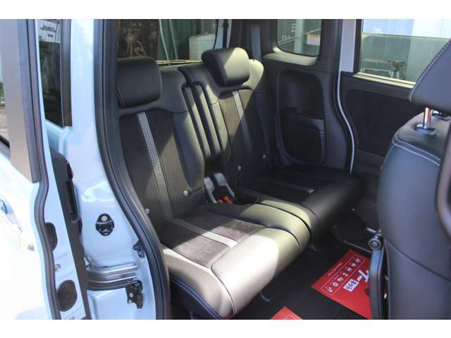 全国対応2年保証付　車検整備付　衝突軽減ブレーキ　ナビTV　バックモニター　両側パワースライドドア　ETC　スマートキー　ハーフレザー　Bluetooth接続　純正アルミホイール　ターボ　コーナーセンサー