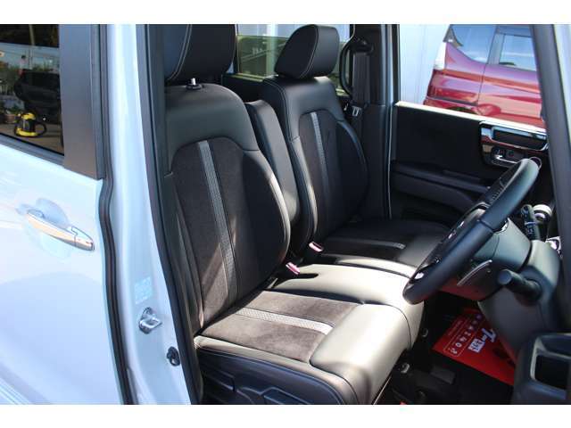 全国対応2年保証付　車検整備付　衝突軽減ブレーキ　ナビTV　バックモニター　両側パワースライドドア　ETC　スマートキー　ハーフレザー　Bluetooth接続　純正アルミホイール　ターボ　コーナーセンサー