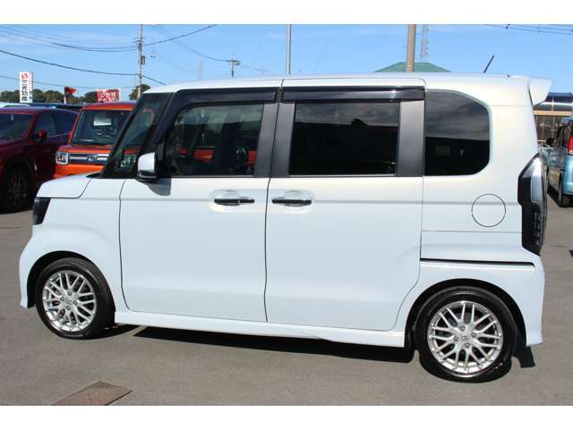 全国対応2年保証付　車検整備付　衝突軽減ブレーキ　ナビTV　バックモニター　両側パワースライドドア　ETC　スマートキー　ハーフレザー　Bluetooth接続　純正アルミホイール　ターボ　コーナーセンサー