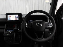 運転席に座ると☆こんな感じです♪