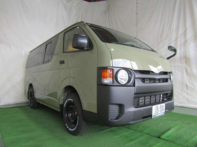 低走行距離のディーゼル4WDの車両でございます