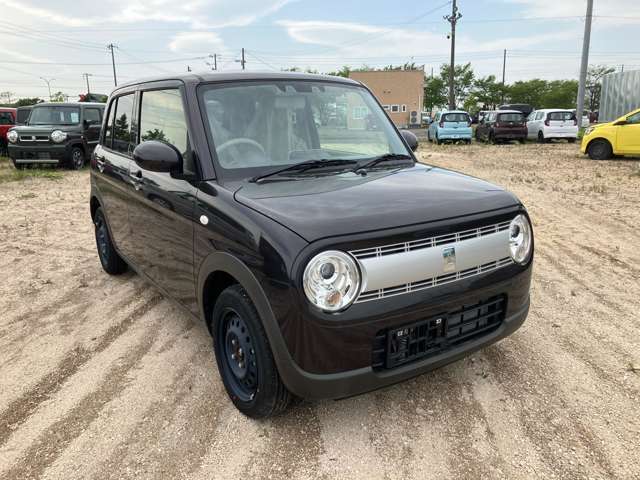 スズキ・ダイハツのサブディーラーとして全国販売優秀の実績！オールメーカーの軽未使用車・中古車はもちろんのこと、コンパクトカー・エコカーなどの普通車も豊富に在庫を取り揃えています！
