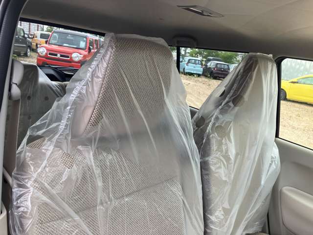 大切な愛車を見つけるお手伝いから始まり、ご購入後もできるだけ長く、安全にお乗りいただけるようにアフターサポートにも全力で取り組んでいます。