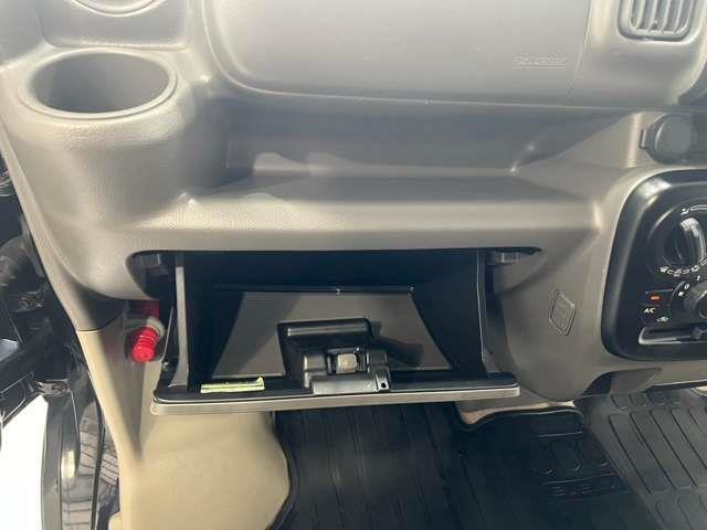 【車両品質】当店中古車は入庫後内外装クリーニングいたします。お客様にはキレイな状態で乗っていただくことを心がけております☆※車両は入庫順で清掃しており、ご覧いただく車両が清掃前のものもございます。