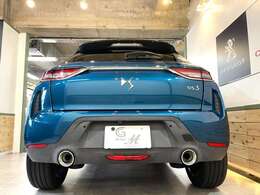 特別仕様車パフォーマンスラインと同じ純正2本出しマフラー！