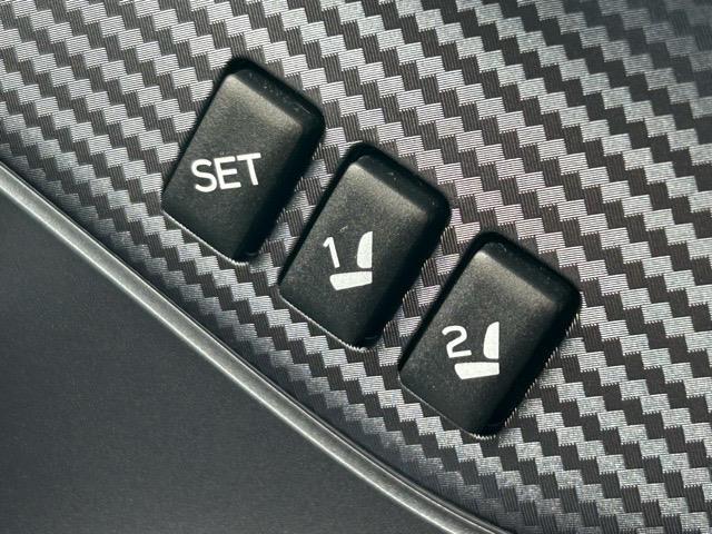 【　メモリー付パワーシート　】シートポジションがしっかり決まると、運転操作が楽になりますね♪微調整が可能なので、様々なシーンでも活躍できます。