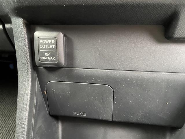 【運転席操作部】快適なドライブを楽しむための機能が装備されています！運転席から触れるので、使いやすいです！除菌プランいれていただくと、さらに清潔で安心していただけます！