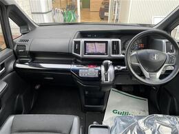 【インパネ全体】全方位で視界が広く、高い目線で運転もしやすいです！