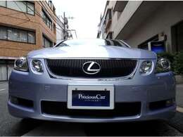 ラグジュアリーセダンの最上位機種として開発したGS350。エッジと曲線が見事に調和したプロポーションと上質を極めた室内インテリアに…パワフルな3.5リットルV型6気筒DOHCエンジンを搭載しています。