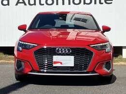 2023年モデル　17AW　スマートフォンインターフェイス　LEDヘッドライト　バーチャルコックピット　アダプティブクルコン　サイド＆レーンアシスト　シートヒーター　リヤビューカメラ