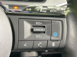 【プロパイロット】高速道路での長距離走行が楽に！！渋滞時と巡回走行のシーンで、アクセル・ブレーキ・ステアリングを自動で制御し、長距離運転の負担を軽減してくれます♪